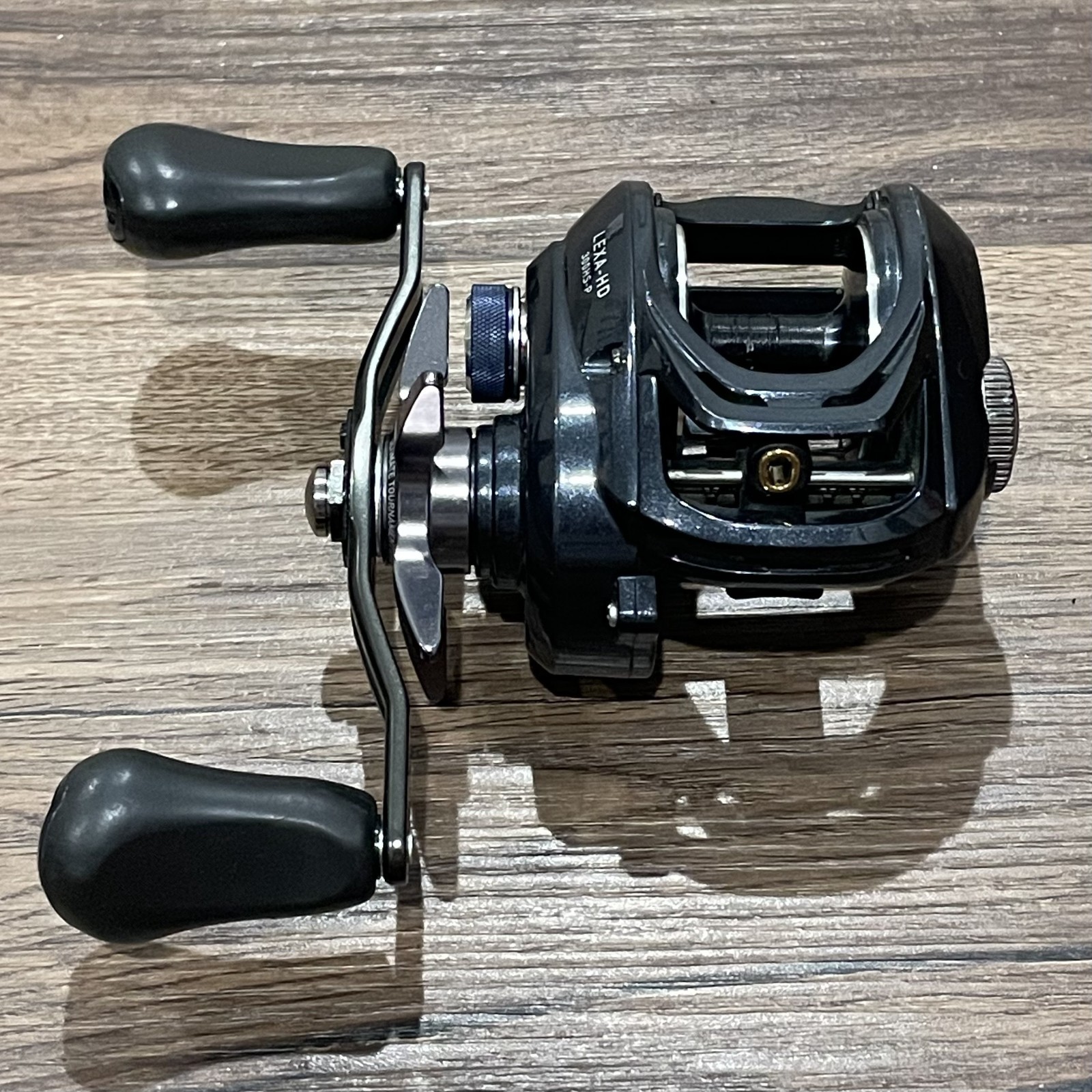 Daiwa Lexa HD 300HS-P Heavy Duty Baitcasting Reel – 7.4:1 Right Hand