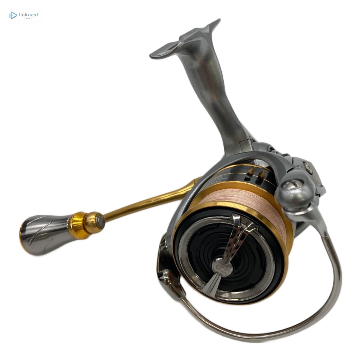 Daiwa Freams LT2500S-XH Spinning Reel with Case – Used