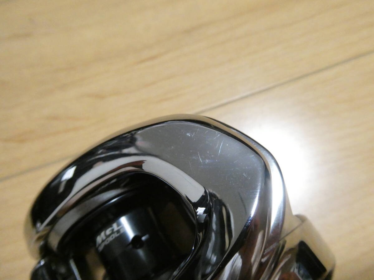Shimano 19 Antares HG Fishing Reel