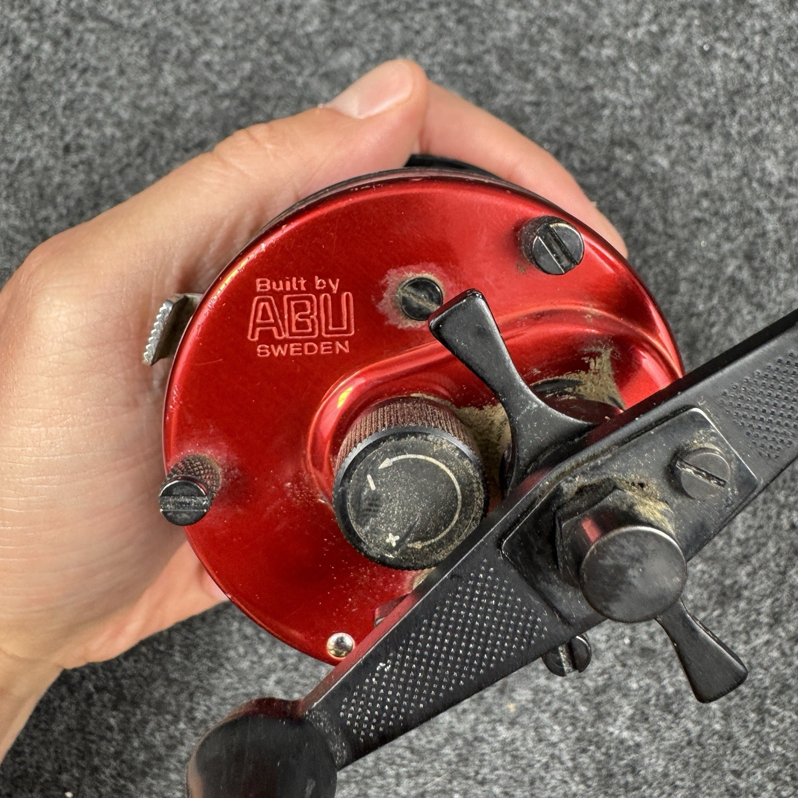 Abu Garcia Ambassadeur 5000 High Speed Retrieve Red Reel – For Parts Or Repair