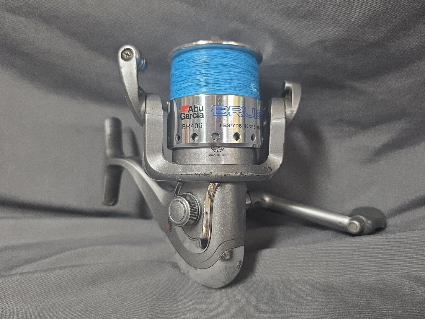 Bruiser BR406 Spinning Reel Silver Metal Line Capacity 15/215 20/170 30/120