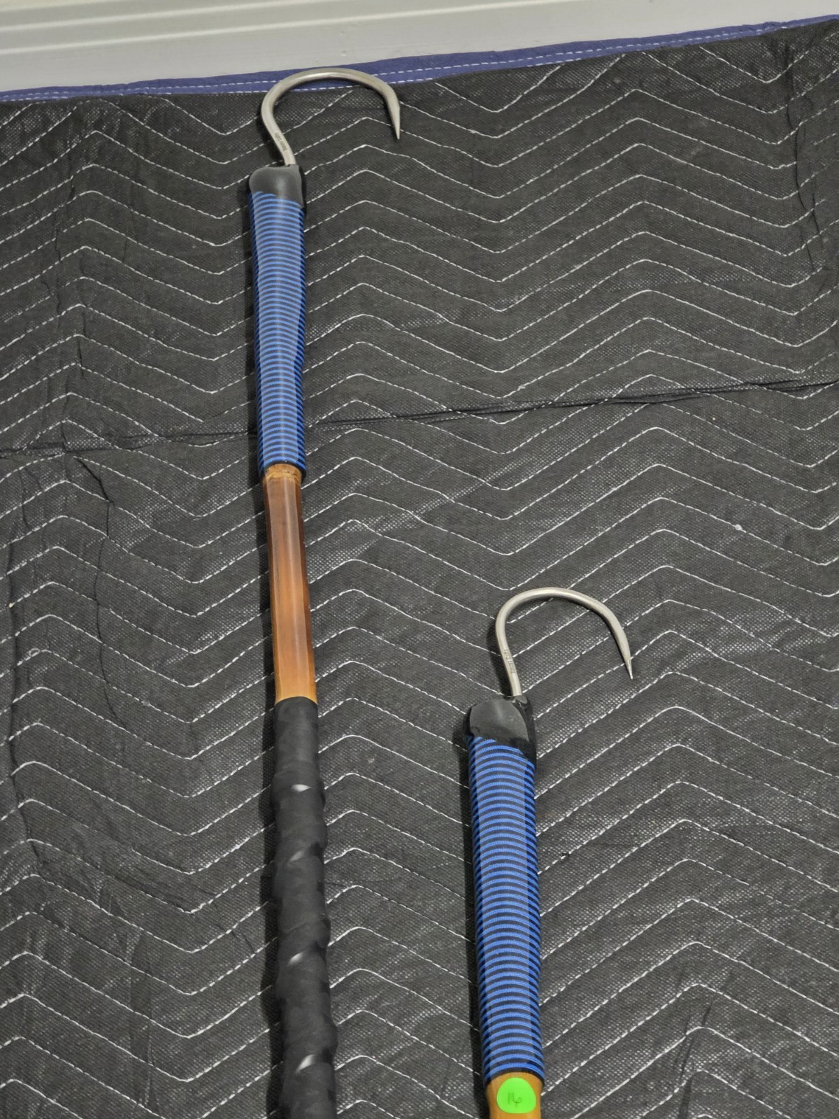 SET OF 2 CUSTOM FISHING GAFFS 7′ AND 5′ TITANIUM HOOKS