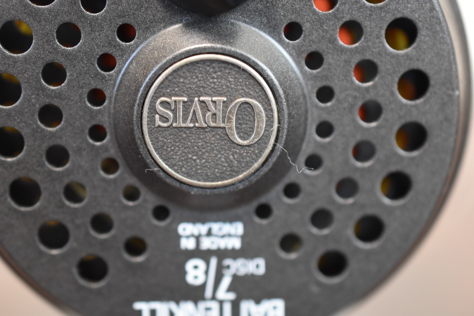 Orvis Battenkill Disc 7/8 Fly Reel Silver Rim, Smooth Operation, Minor Scratches