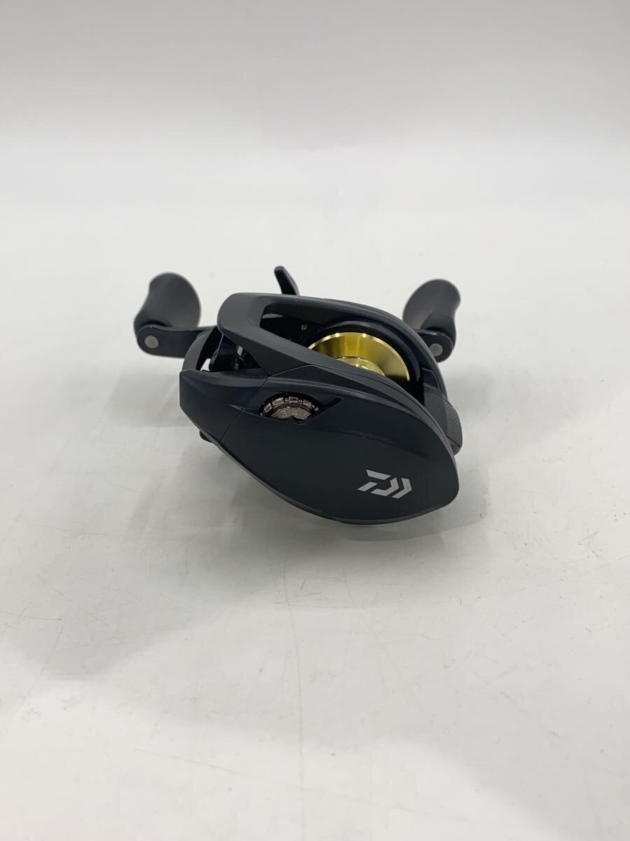 Daiwa Reel Fishing Gear 8cm x 5cm x 7cm Excellent Condition