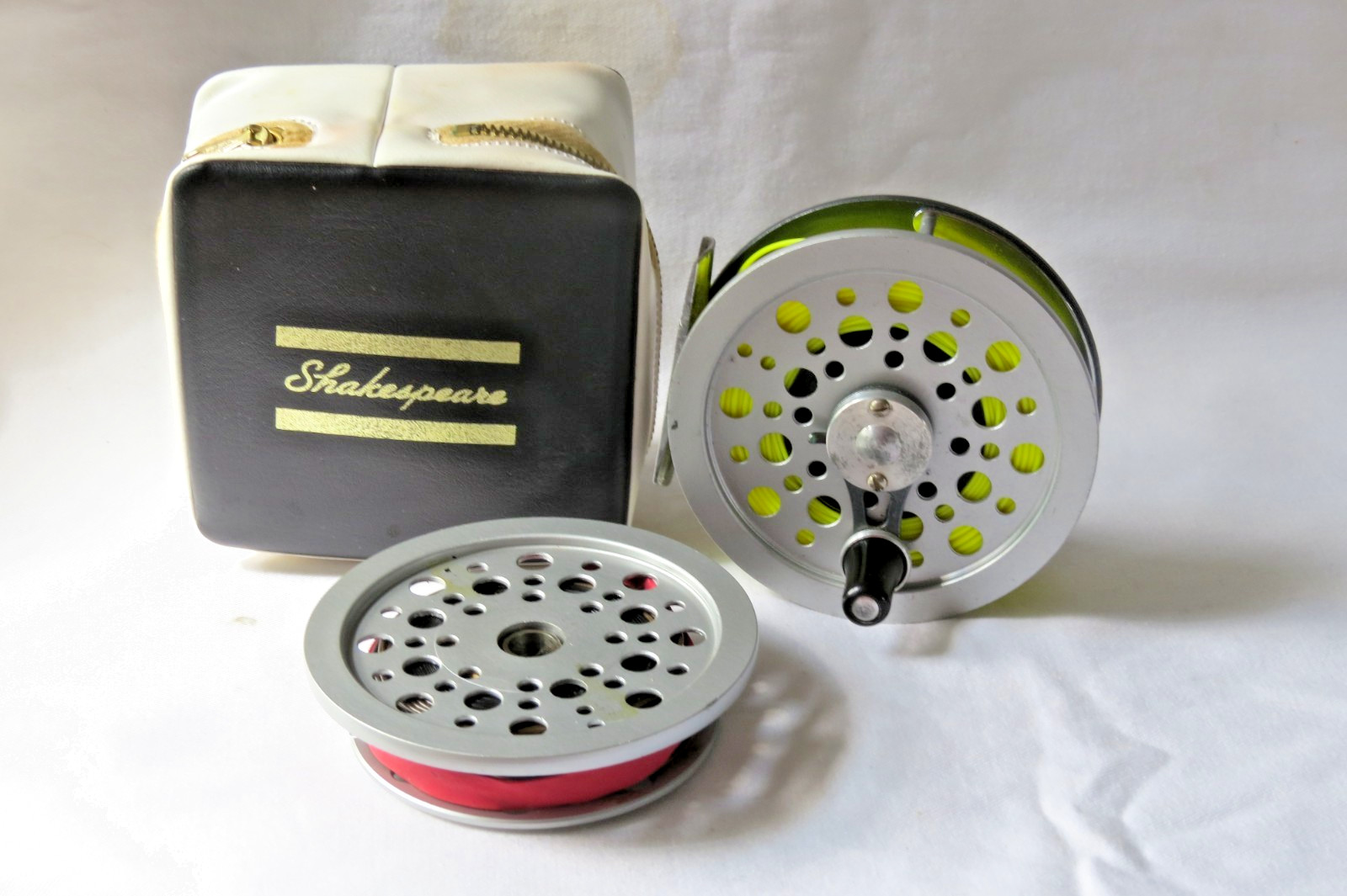 SHAKESPEARE SPEEDEX 3.5 GEARED FLY REEL CASED AND WITH A SPARE SPOOL + LINEs