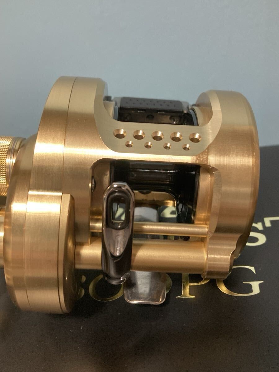 excellent condition Shimano 16 Ocea Conquest 300PG