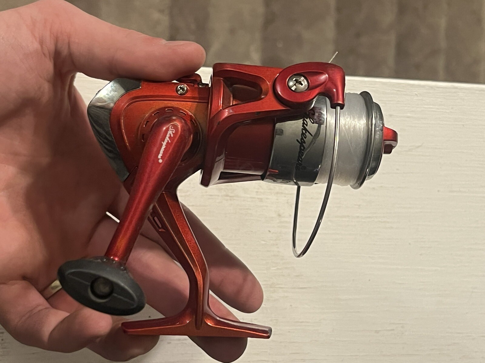 Shakespeare USK30 Freshwater Spinning Fishing Reel Durango Red