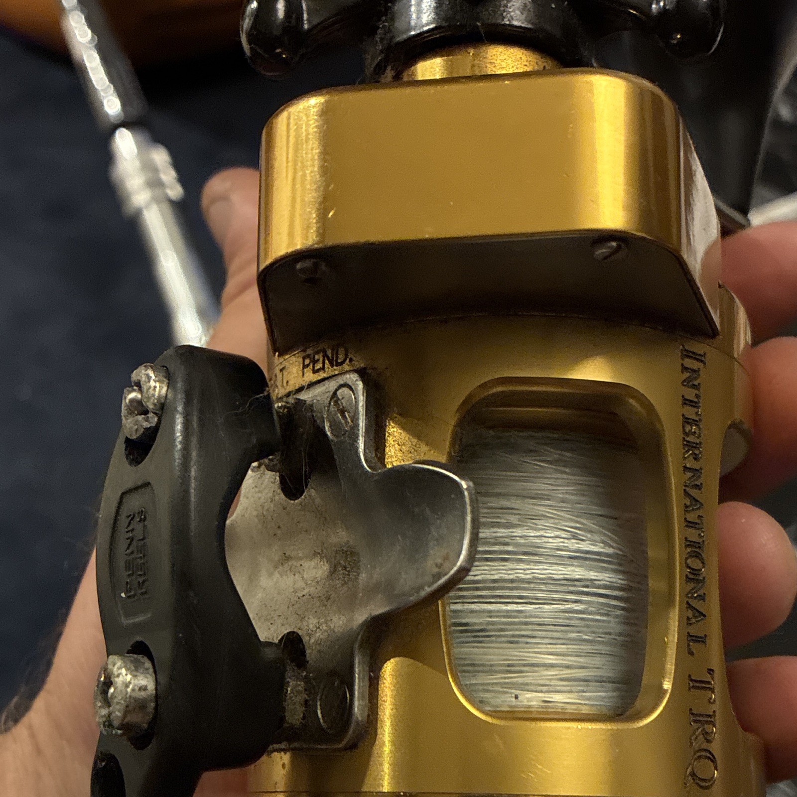 Penn International TRQ200 Torque Star Drag Right 4.0:1 5BB 33lb Gold