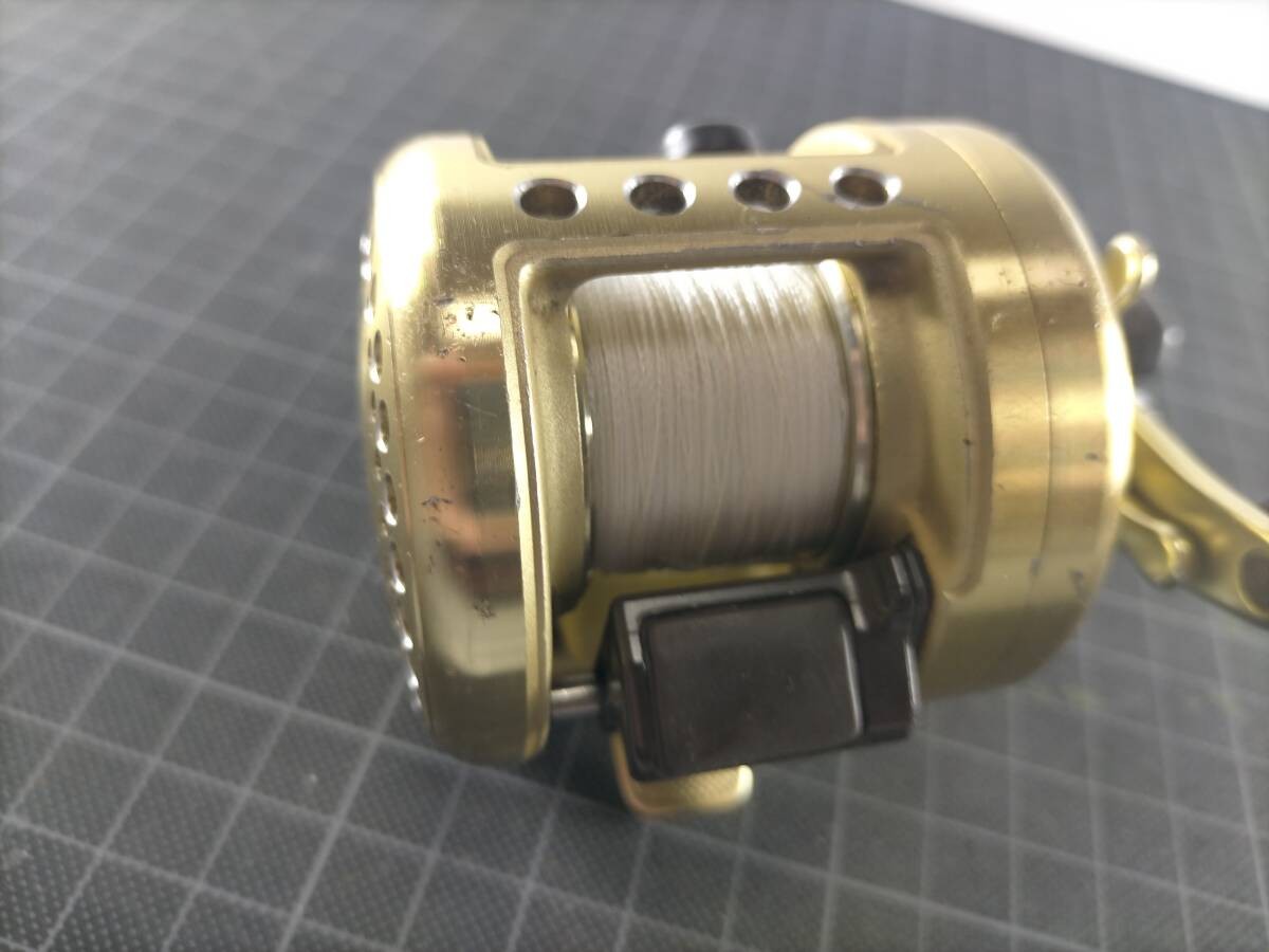 PE LINE BONUS SHIMANO Calcutta 100XT Right Japan Baitcast Ree Reel