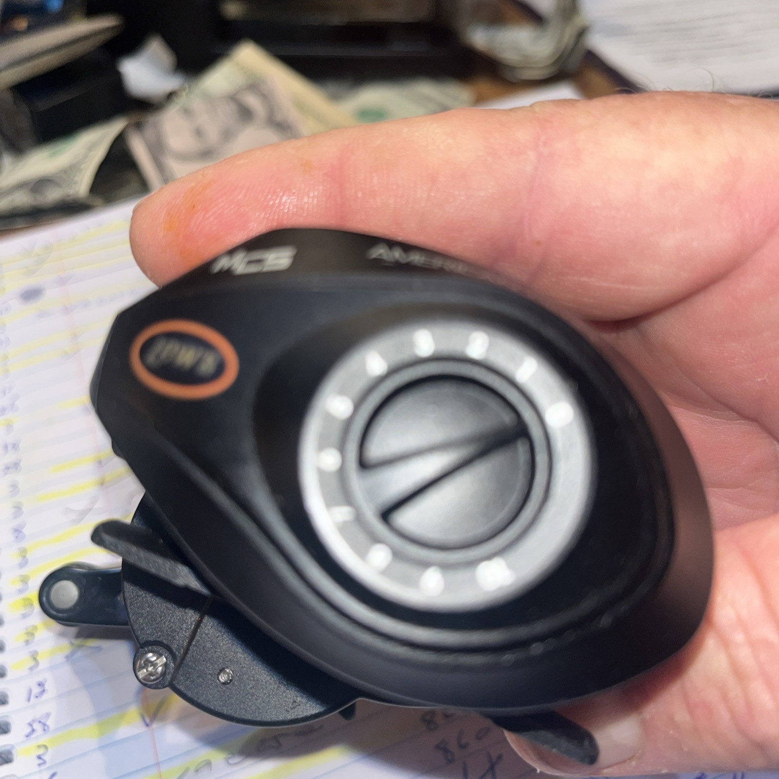 Lew’s Bait caster Reel AH1SH Right Handed.
