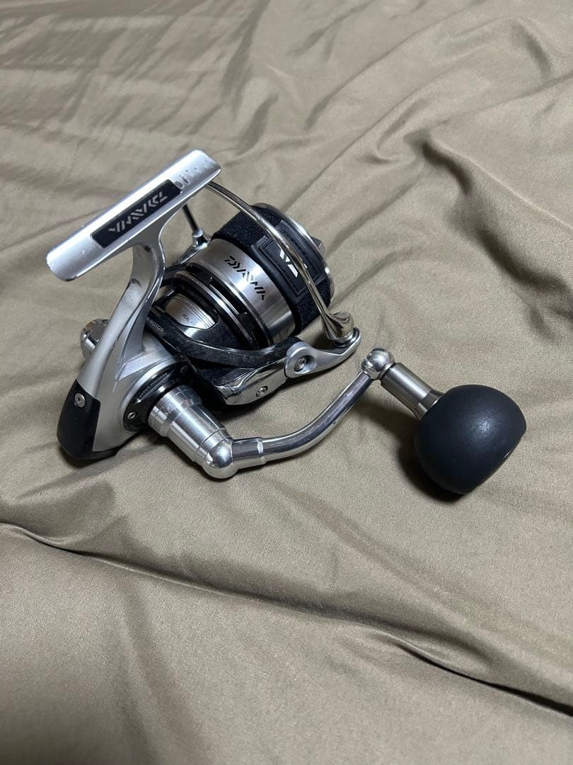 DAIWA Catalina 4500 Spinning Reel Fishing Gear with Box and Manual Used