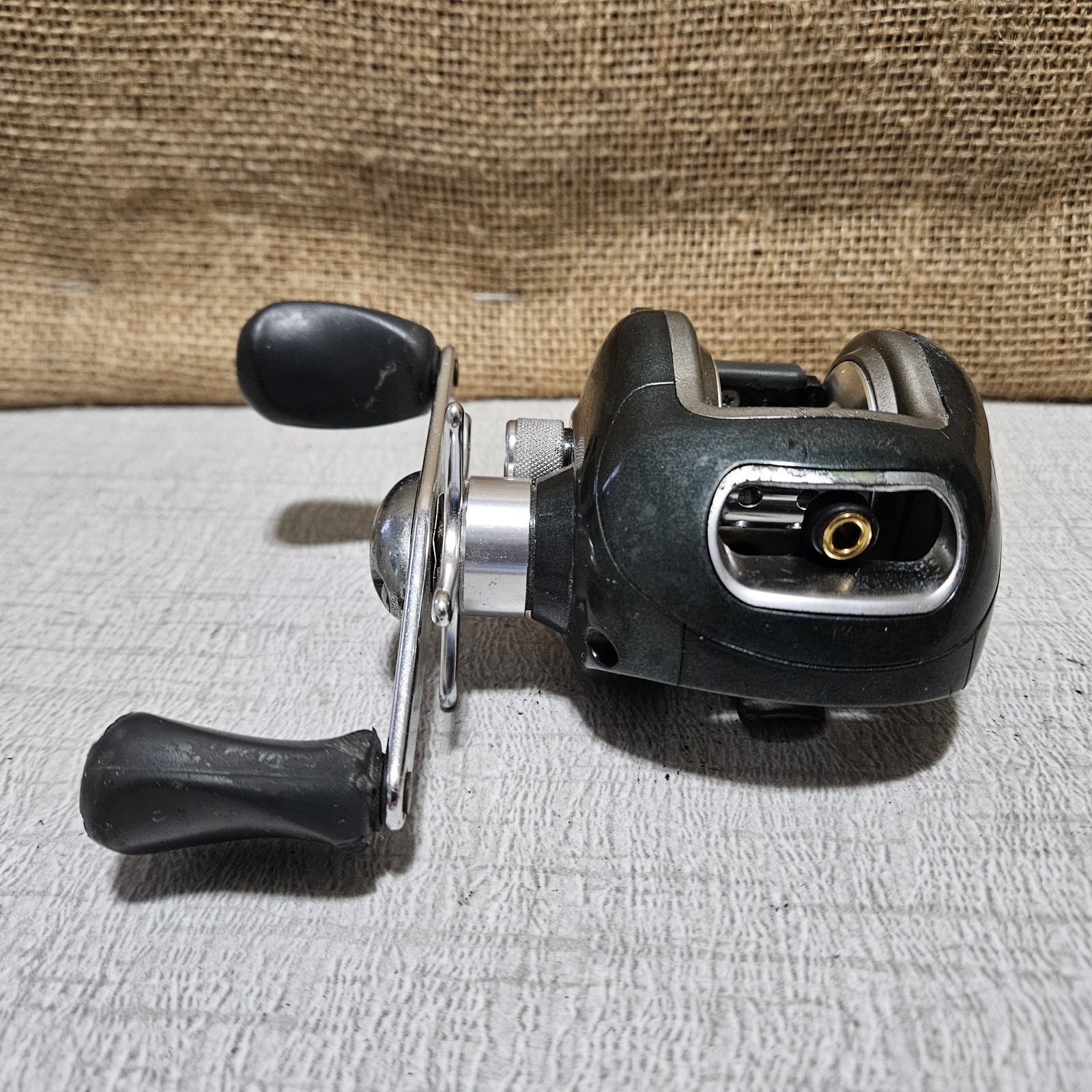 Phlueger PSM 1H Summit Baitcaster Reel Fishing 6.3:1 Gear