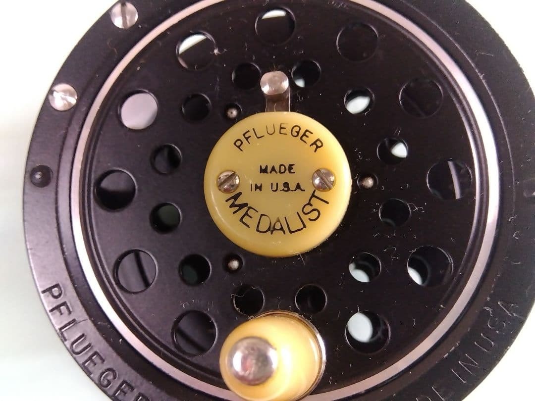 Vintage Pflueger Medalist 1492 1/2