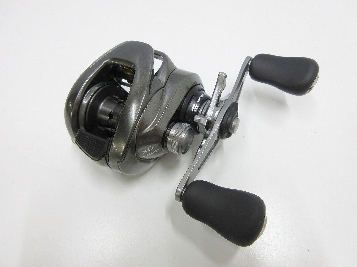 SHIMANO 20 Metanium XG Baitcasting Reel Fishing Reel