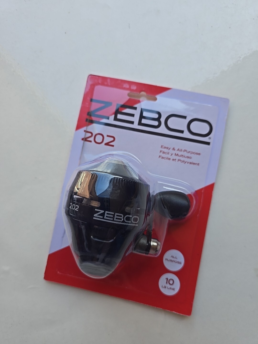New Sealed Zebco 202 Spincast Reel 2.8:1 Gear Ratio