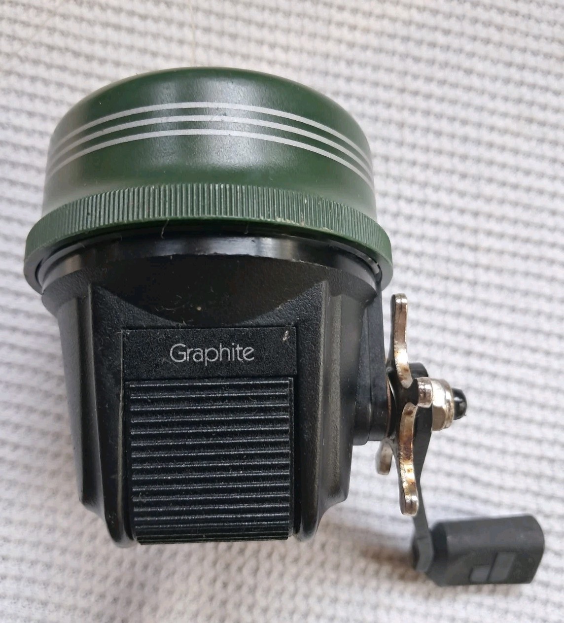 VINTAGE JOHNSON Tangle free 8 Fishing reel Graphite Green Black Tested Works