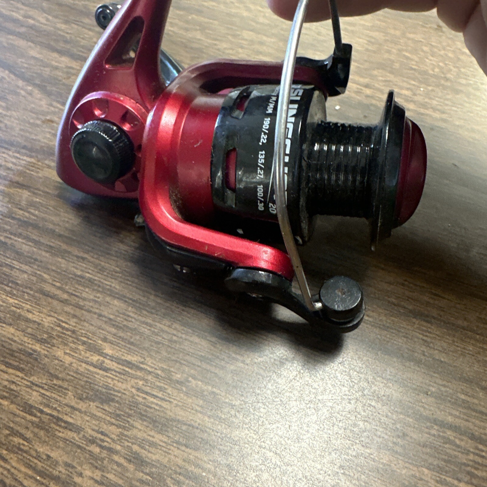 Zebco 20 Slingshot SLSP20-GwGB Spinning Reel Red Maroon Works Fine