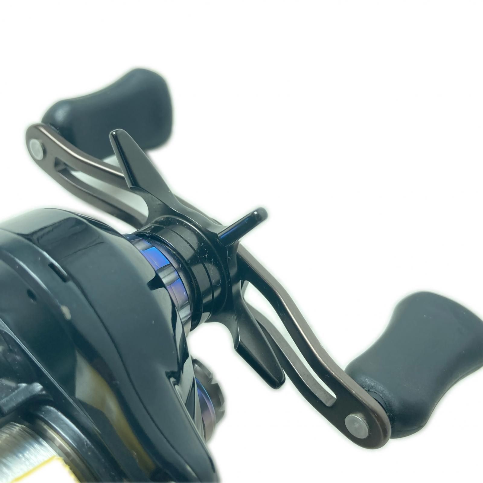 DAIWA 20 ZILLION 10.0-SVTW Baitcast Reel 00630072 with Pouch
