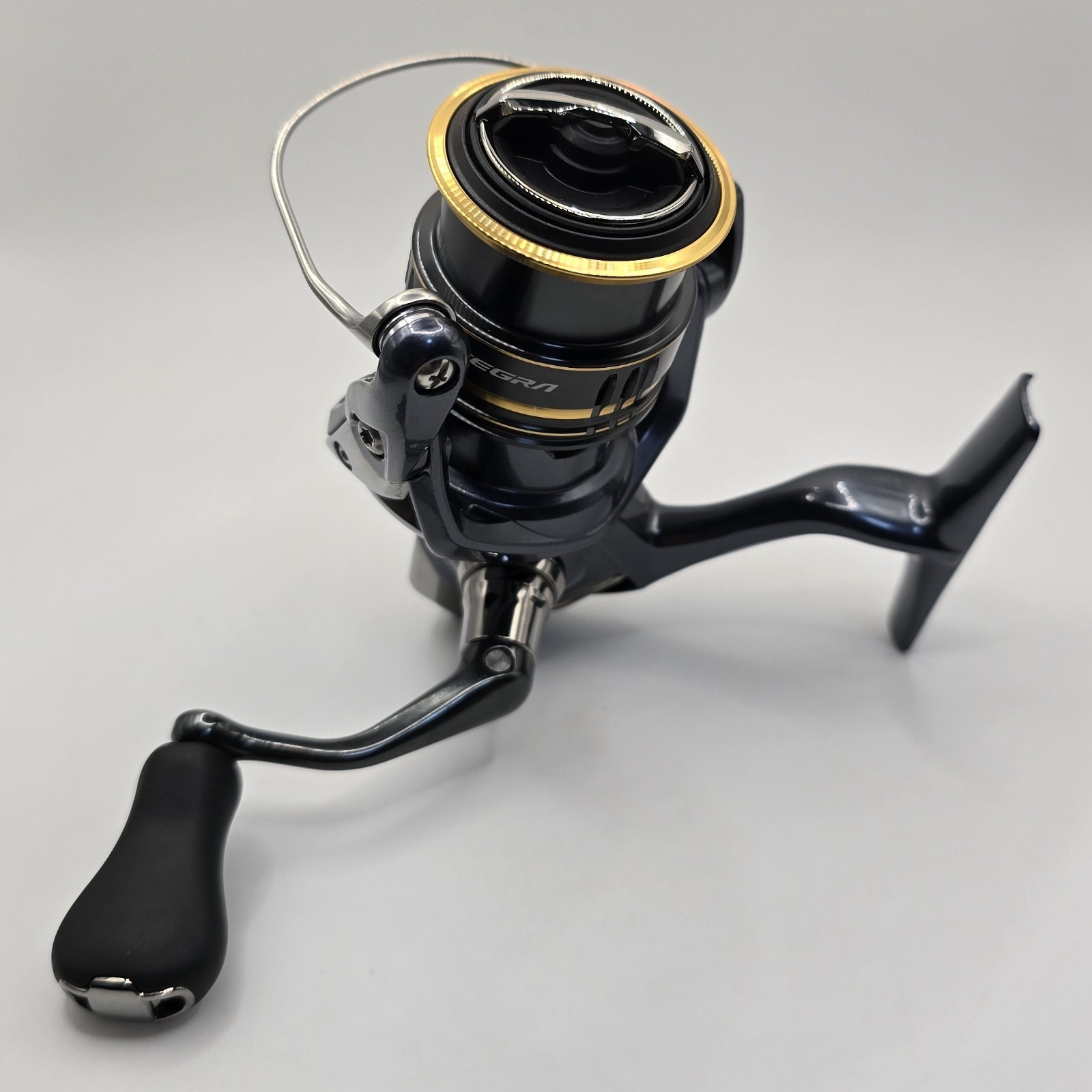 Shimano 21 Ultegra C2000S Spinning Reel JDM Trout Crappie Finesse Near Mint