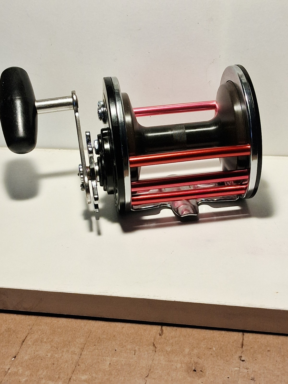 Penn Reels, Long Beach 68, 4/0 wide Aluminum spool reel. Vintage. U.S.A Made.