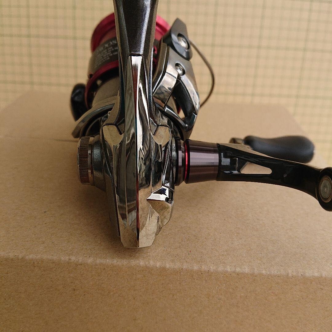Shimano STRADIC CI4+ 2500HGS Spinning Reel Fishing Lightweight from japan
