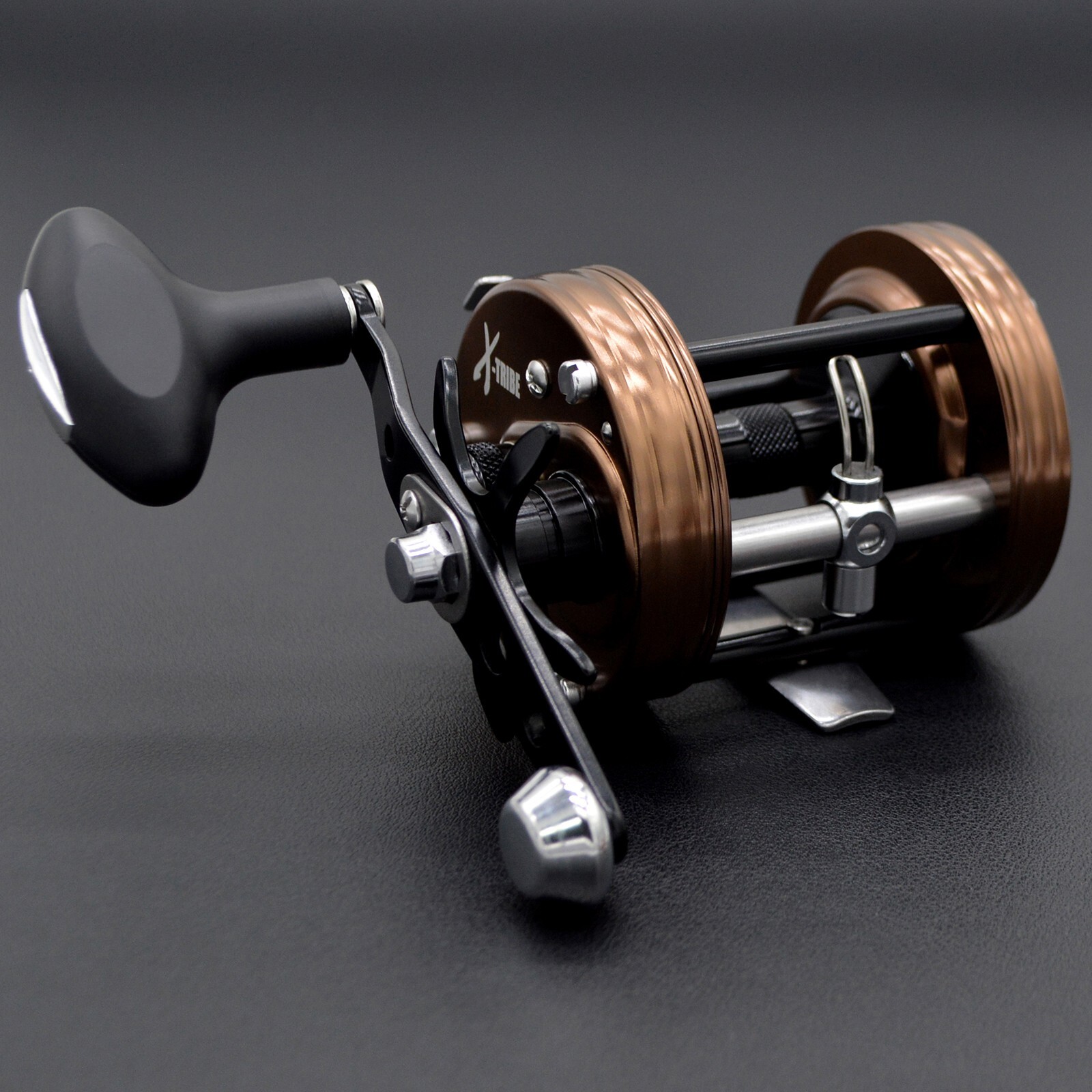 CAMEKOON Round Baitcasting Fishing Reel 17LB Carbon Drag Synchronized Level Wind