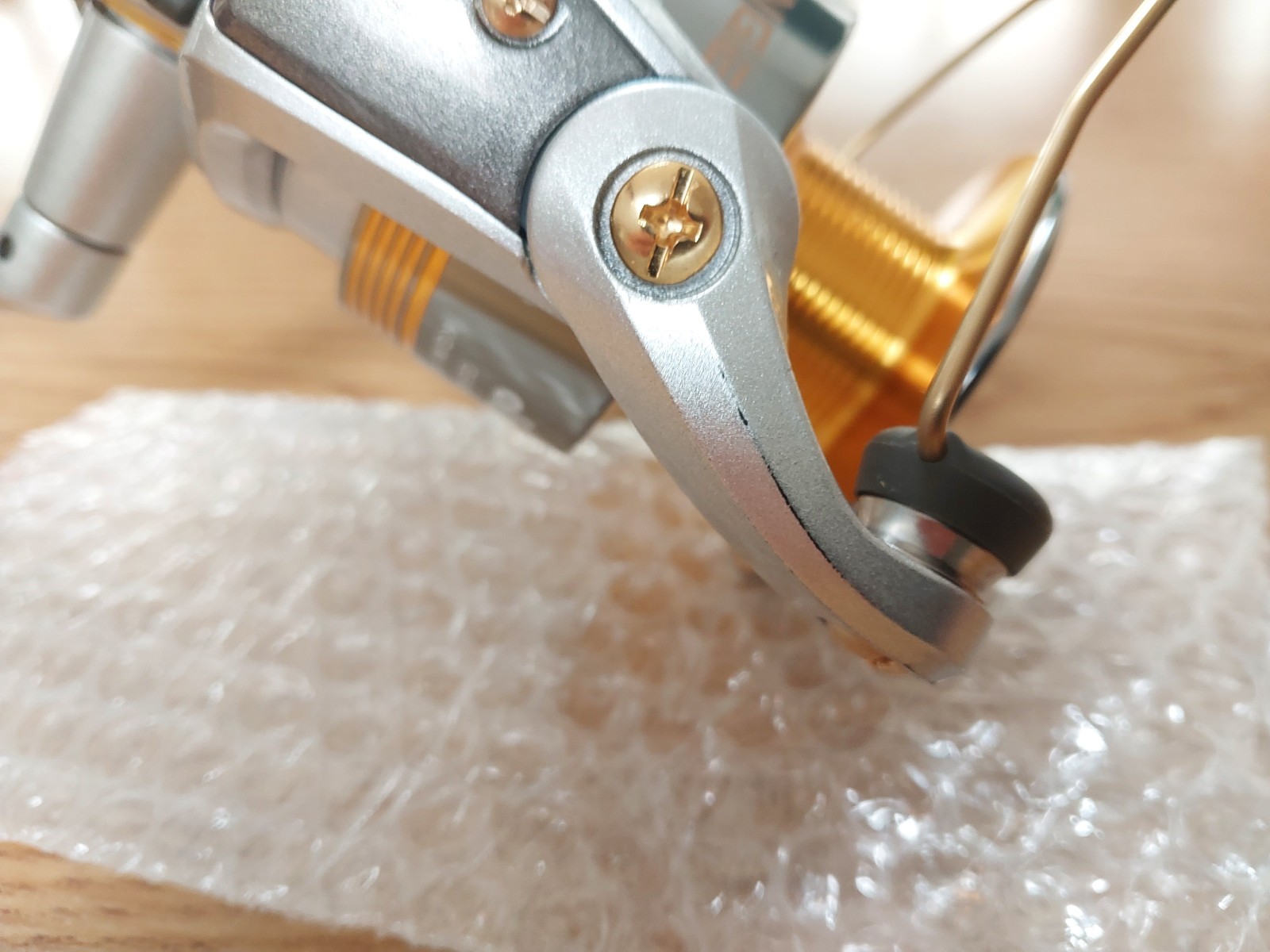 *NEW* Okuma Avenger ABF55b -Saltwater- 7 Bearing – Baitfeeder Spinning Reel