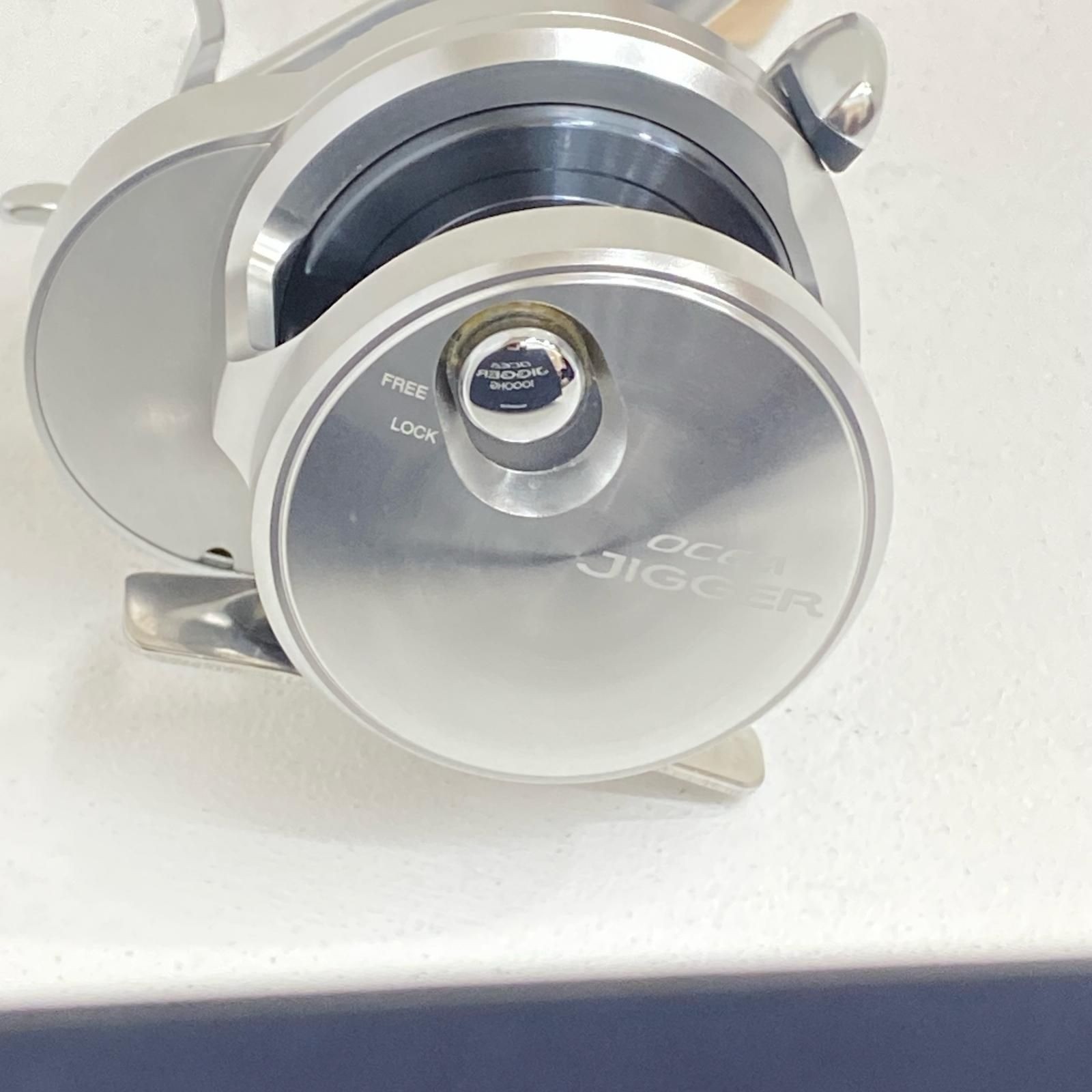 SHIMANO 17 OCEA JIGGER 1000HG Right Custom Knob Includes genuine knob w/BOX USED