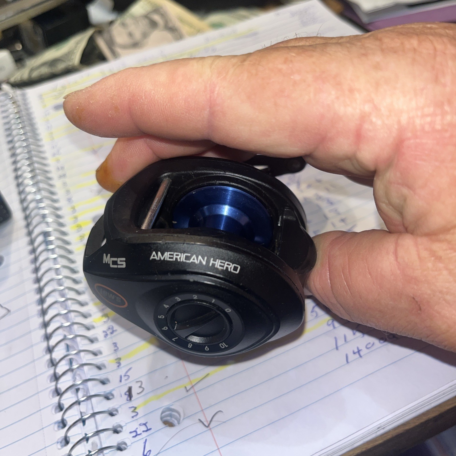 Lew’s Bait caster Reel AH1SH Right Handed.