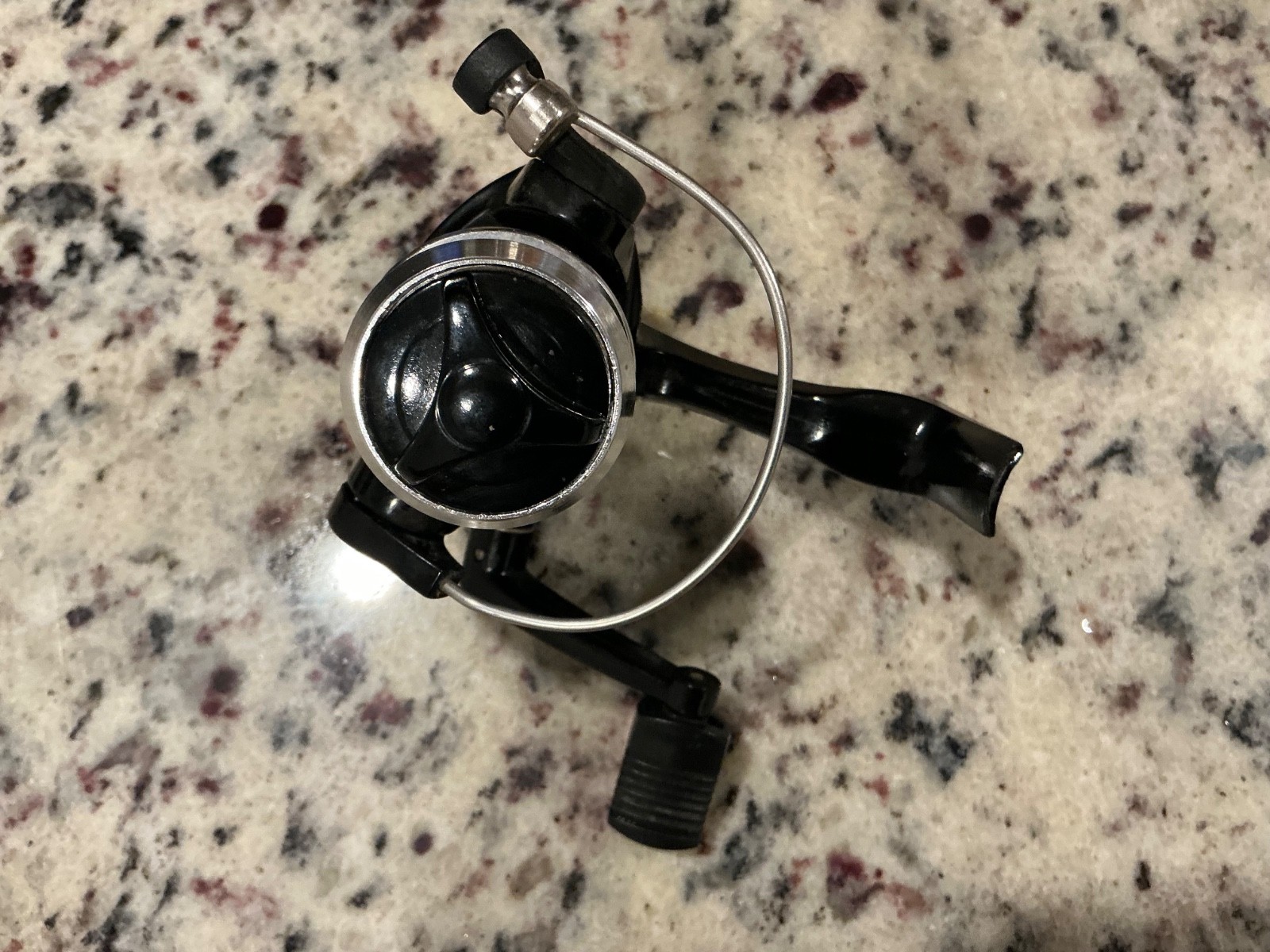 ugly stick ice upi 25 reel. a+ works great