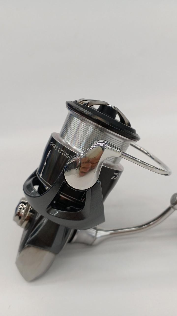 DAIWA 24 LUVIAS LT2500S-H Spinning reel 22988