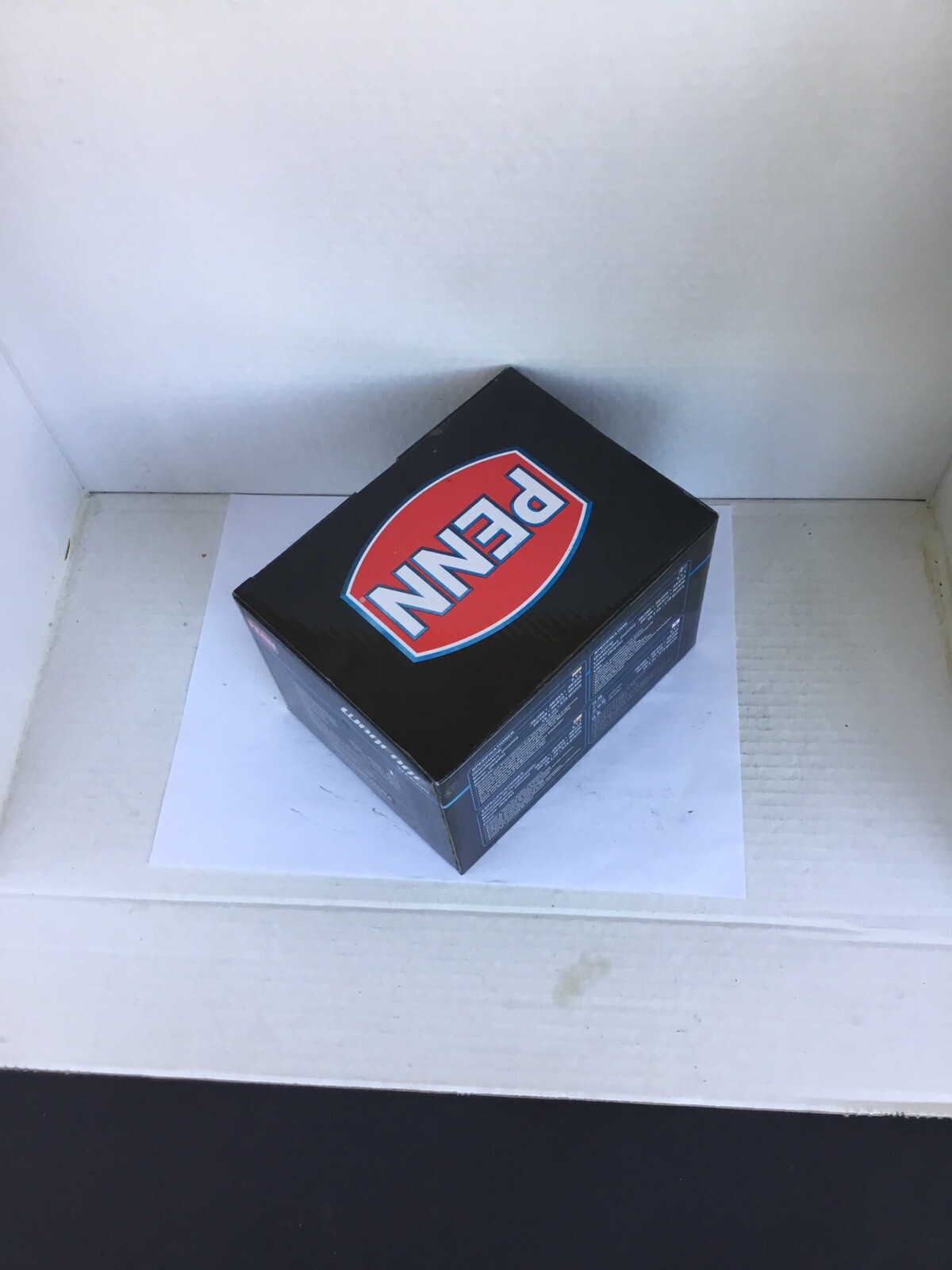 Nice Reel Box Penn WAR20N Warfare Star Drag Box Only, Nice condition.