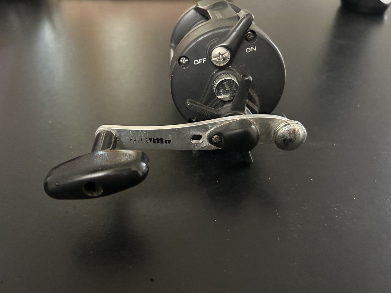 Okuma Classic CL 200L Gear Ratio 5.1:1 Levelwind Fishing Reel *Pre Owned*