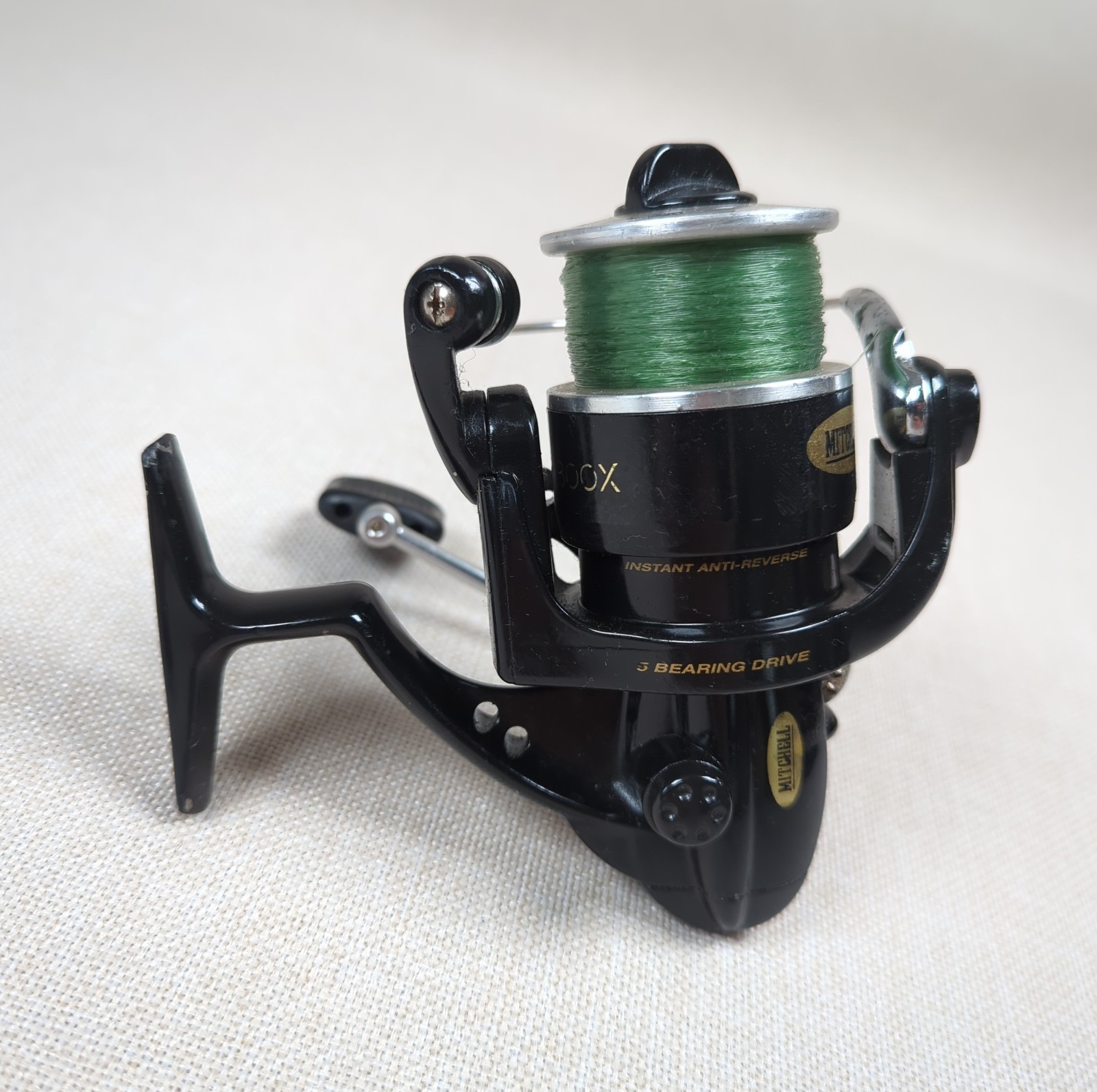Mitchell 300X Spinning Fishing Reel 6.1:1 Gear Ratio 8lb /240YD Mono Left Hand