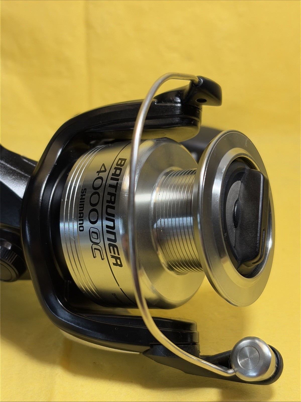 Shimano Baitrunner 4000 OC 4.8:1 Ratio Big Game Saltwater Spinning Reel w/Box