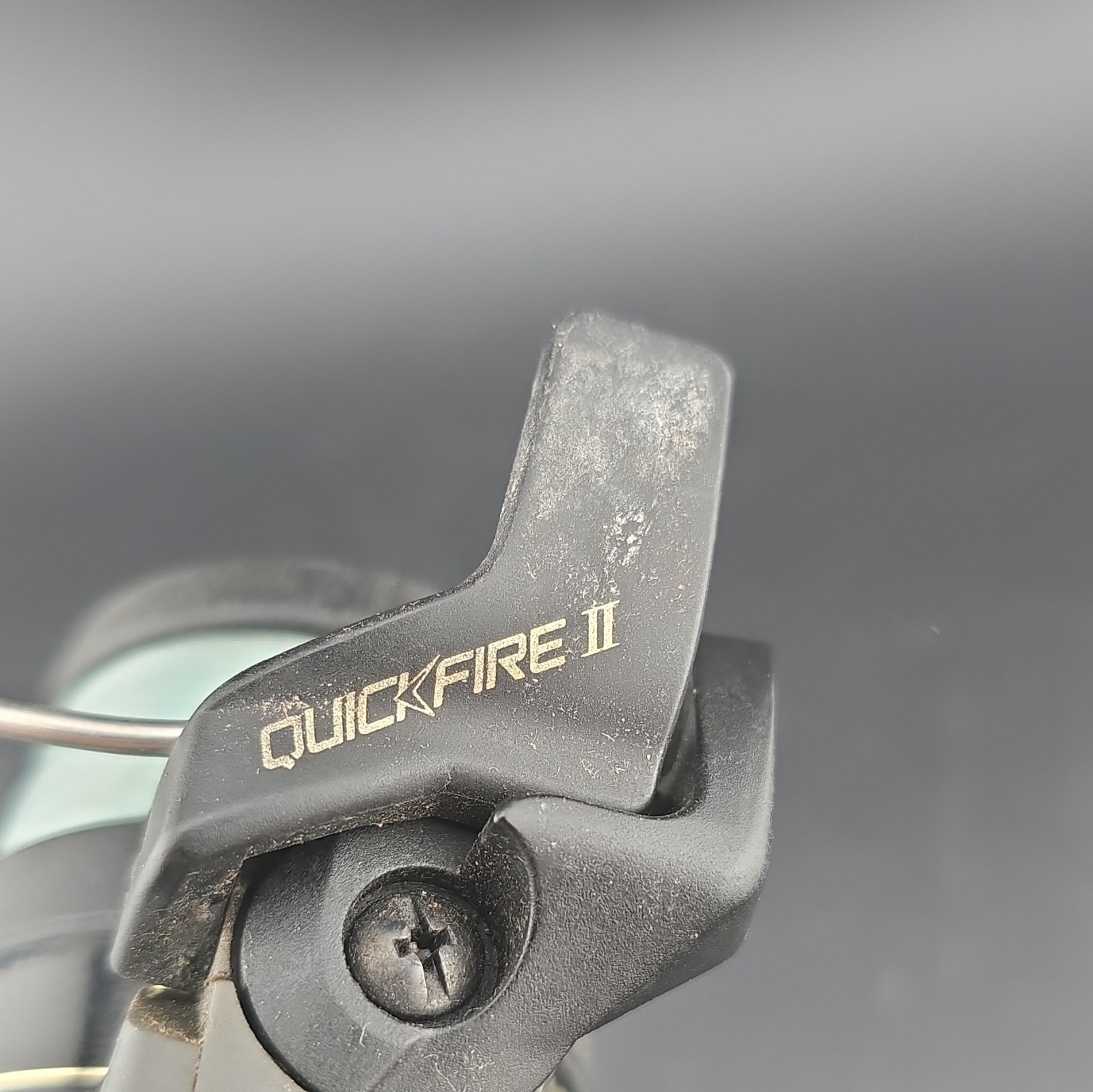 Shimano Quickfire II R1000 Spinning Reel 4.4:1 Front Drag Anti-Reverse