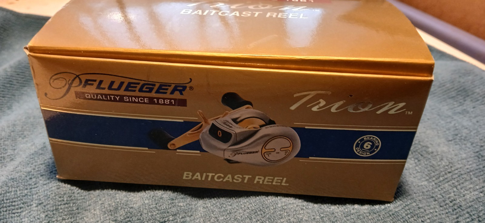 Gold Pflueger Trion 6.3:1 Right Hand Baitcasting Reel PFLTRIONLP