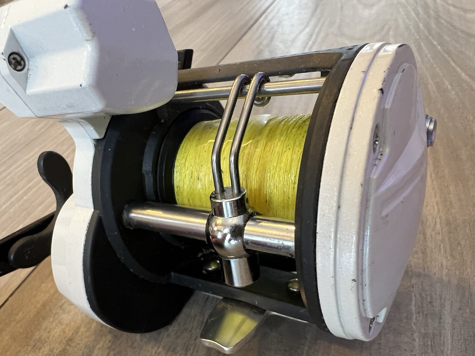 Shakespeare USR2OLC Line Counter Depth Count Conventional Trolling Fishing Reel
