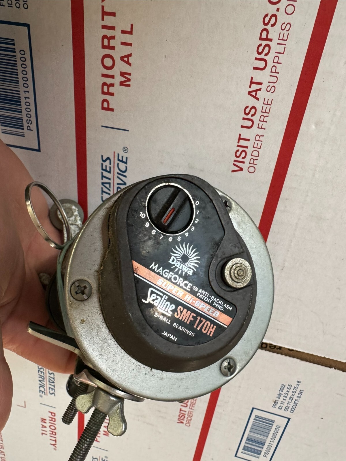 Daiwa Magforce Super Hi-speed Sealine SMF 170H 2-Ball Berings Fishing Reel