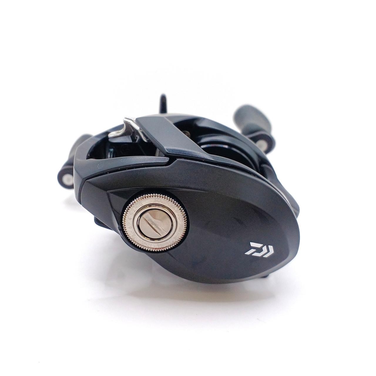 Daiwa TATULA TW80 Fishing Baitcasting Reel Freshwater Fishing Tackle Used