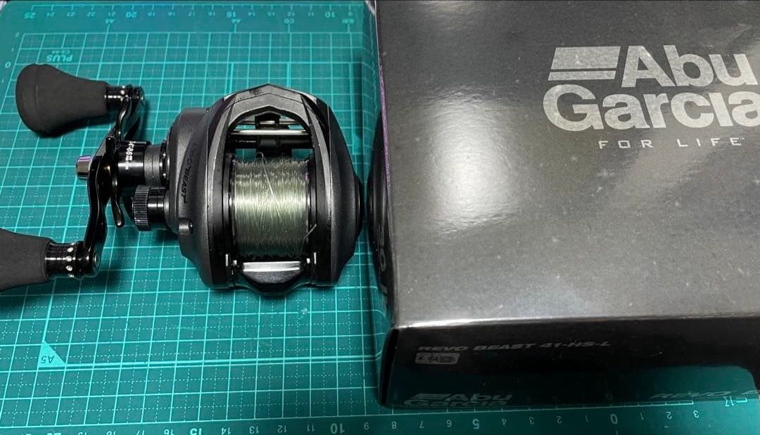 Abu Garcia REVO BEAST ROCKET Fishing Reel