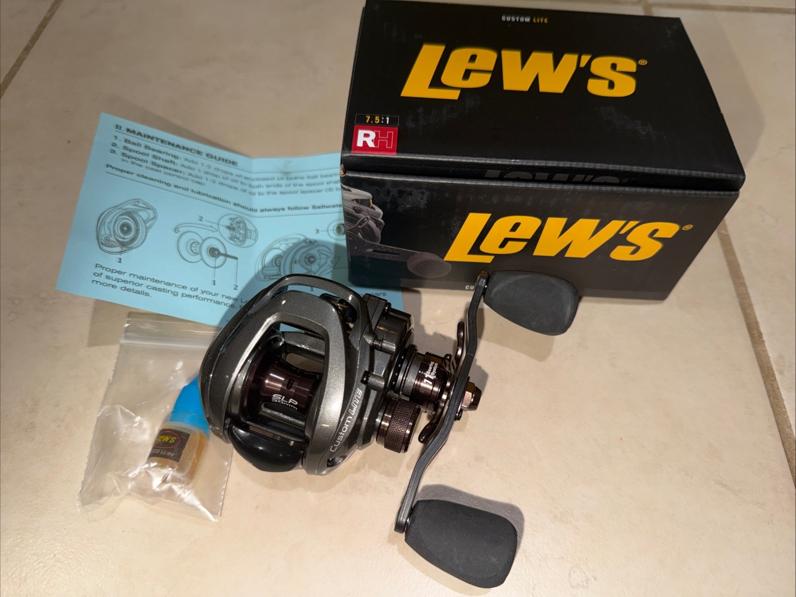 Lew’s Custom Lite SLP Speed Spool CL1SH 7.5:1 Baitcasting Reel Right Hand NEW