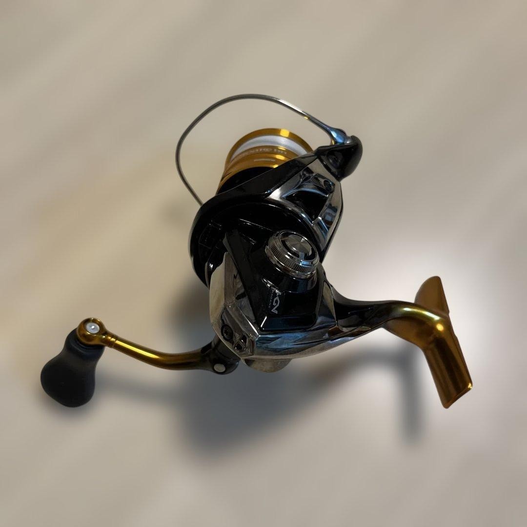 Shimano Soare BB C2000SSHG Spinning Reel Black Gold Aji Fishing