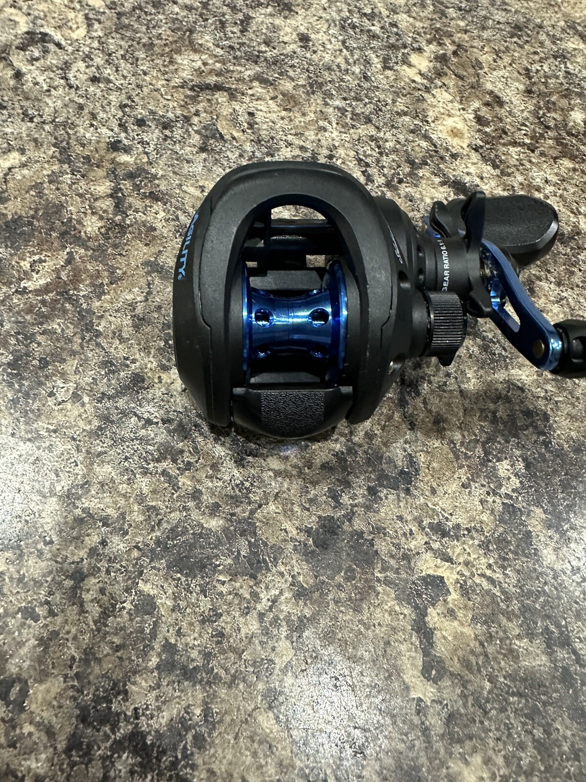 Shakespeare Agility AGLP Baitcasting Reel 6.2:1 Gear Ratio 3 Bearing System-