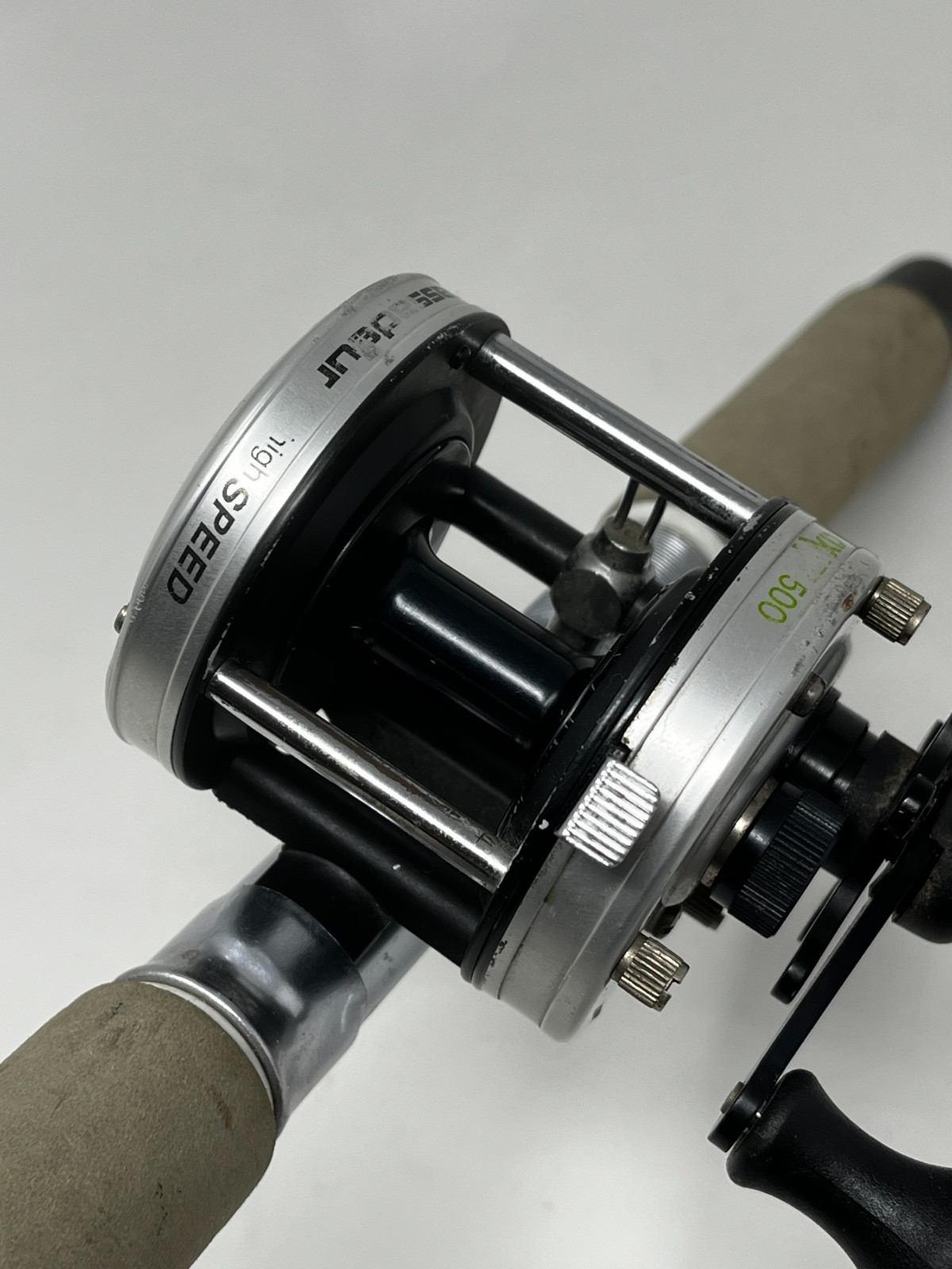 Abu Garcia Ambassadeur AXXAR 500 RND Baitcaster Reel High Speed RH Good Action
