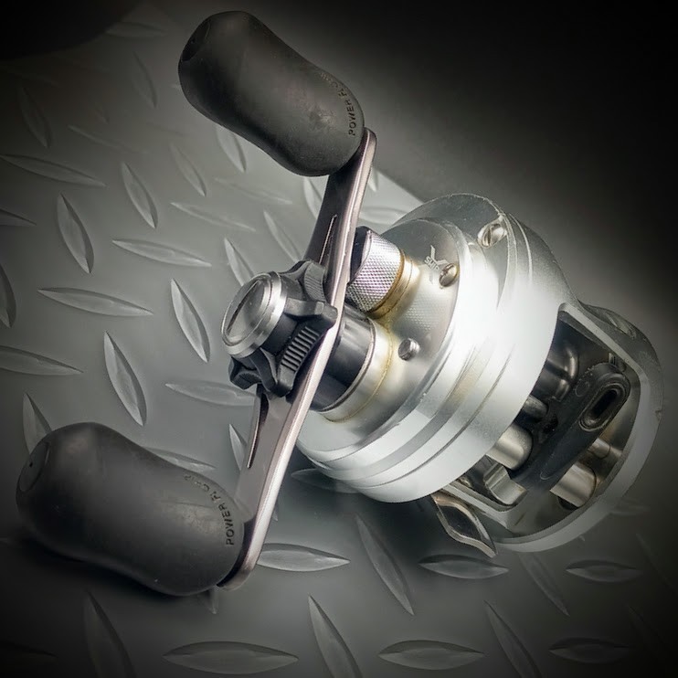 SHIMANO【12 CALCUTTA 200】R-H 5.7:1 Gear Ratio Used Baitcasting Reel „Ex“ W/Box