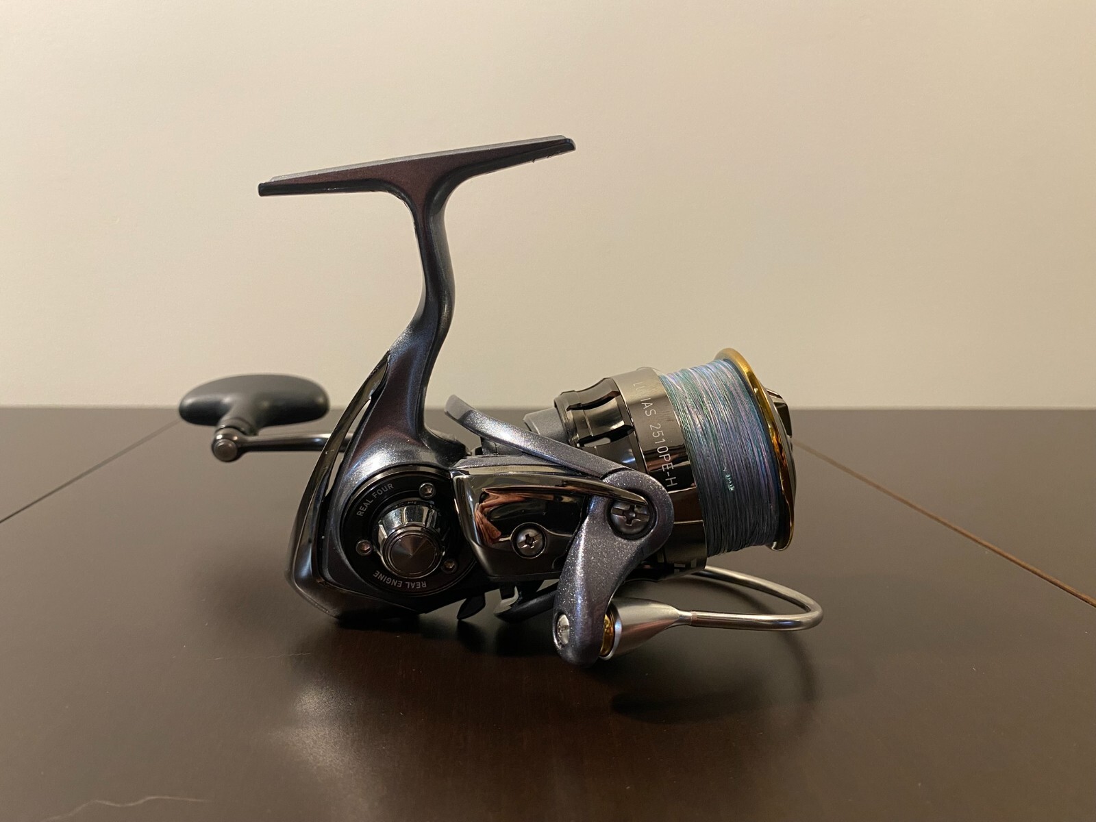 Daiwa Luvias 2510PE-H Spinning Reel, 5.7:1, LUVIAS2510PE-H, 2510, Excellent++, @