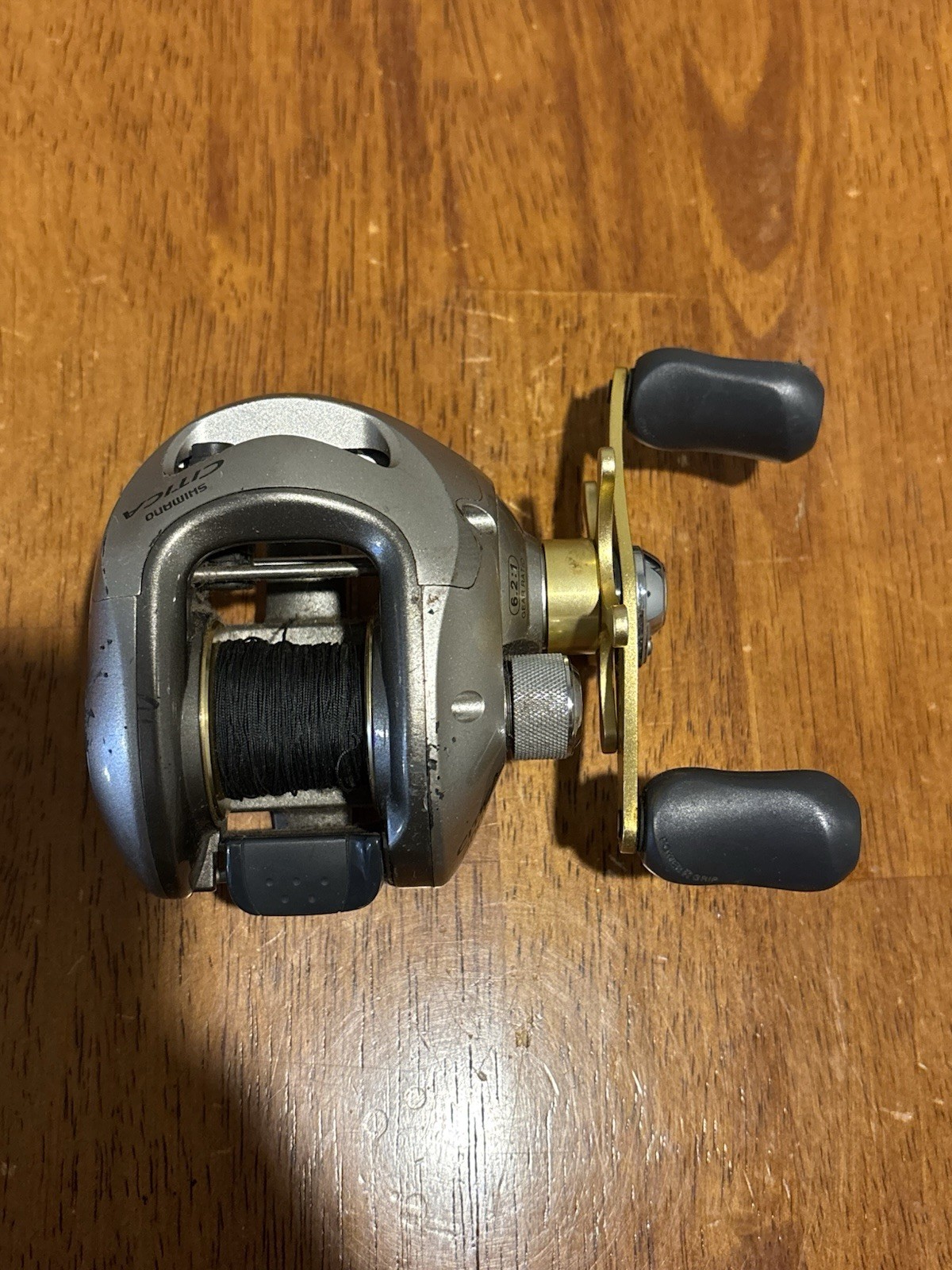 Shimano Citica 200D 6.2:1 Gear Ratio Good Condition Baitcaster Reel Gray Black