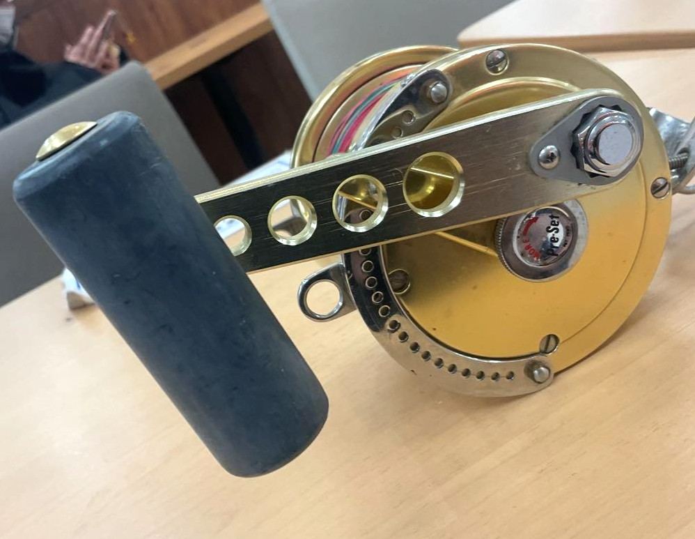 FIN-NOR Light 30 Big Game Trolling Reel Gold Saltwater Fishing Used Japan