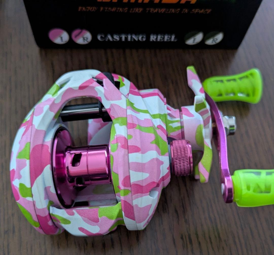 Baitcasting Reel Pink & Green Camouflage Right Handed (Unused) BAKAW